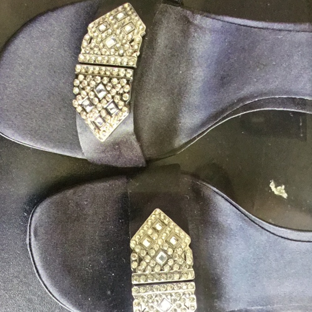 Heels - Picture 4 of 9